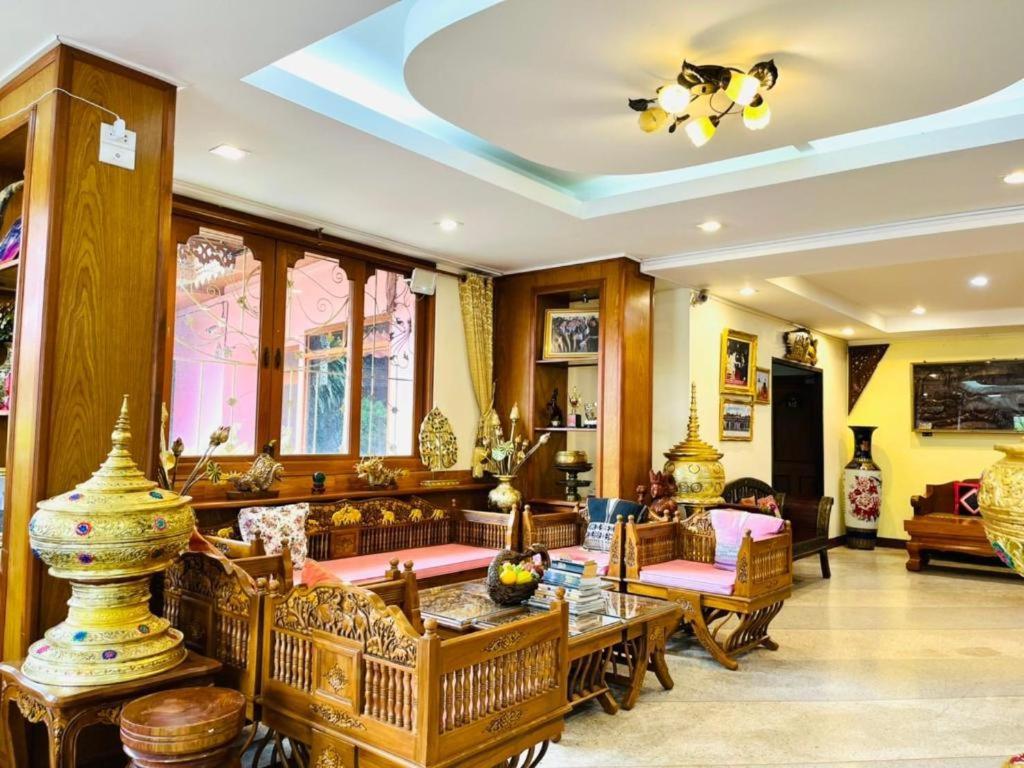 Ngamta Hotel Мэхонгсон Экстерьер фото