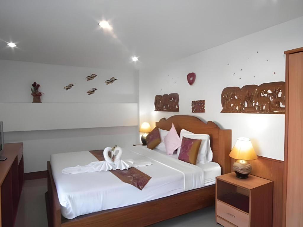 Ngamta Hotel Мэхонгсон Экстерьер фото