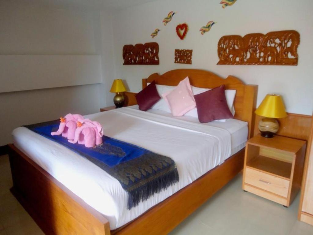 Ngamta Hotel Мэхонгсон Экстерьер фото