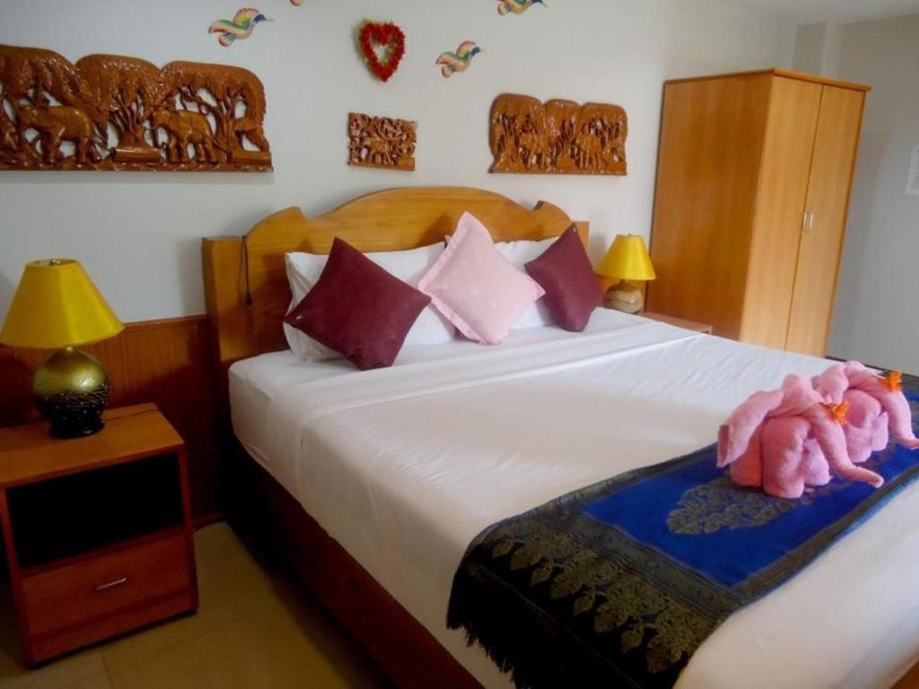 Ngamta Hotel Мэхонгсон Экстерьер фото