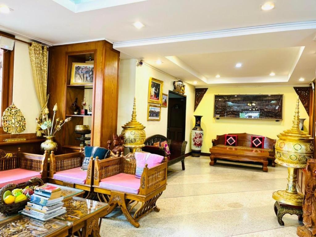 Ngamta Hotel Мэхонгсон Экстерьер фото