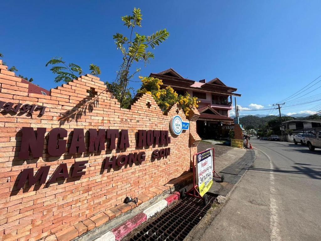 Ngamta Hotel Мэхонгсон Экстерьер фото
