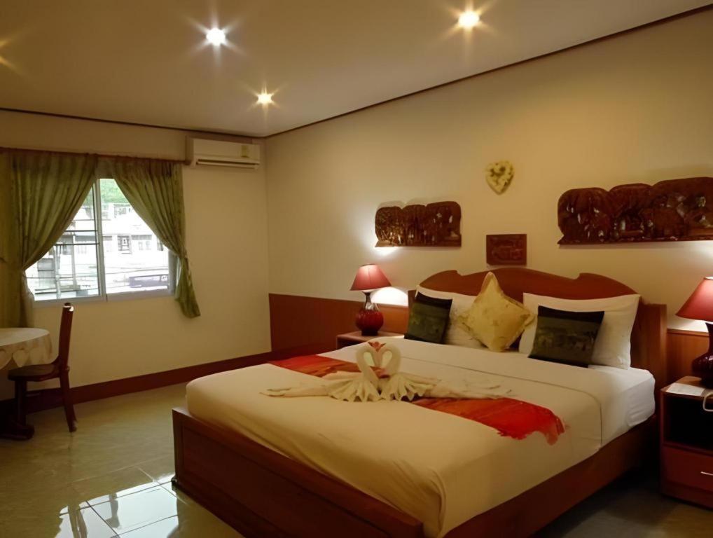 Ngamta Hotel Мэхонгсон Экстерьер фото