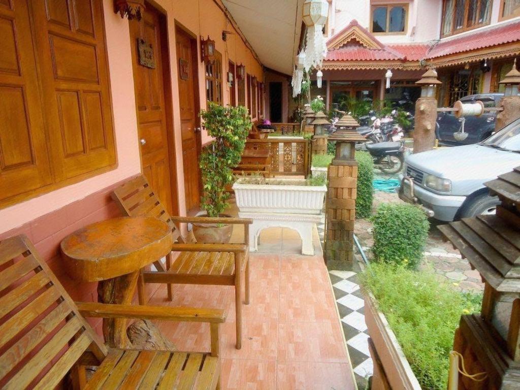 Ngamta Hotel Мэхонгсон Экстерьер фото