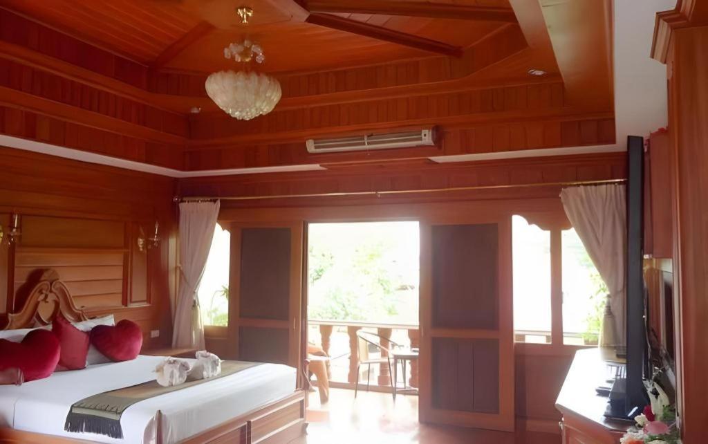 Ngamta Hotel Мэхонгсон Экстерьер фото