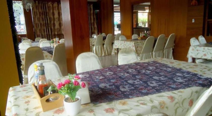 Ngamta Hotel Мэхонгсон Экстерьер фото