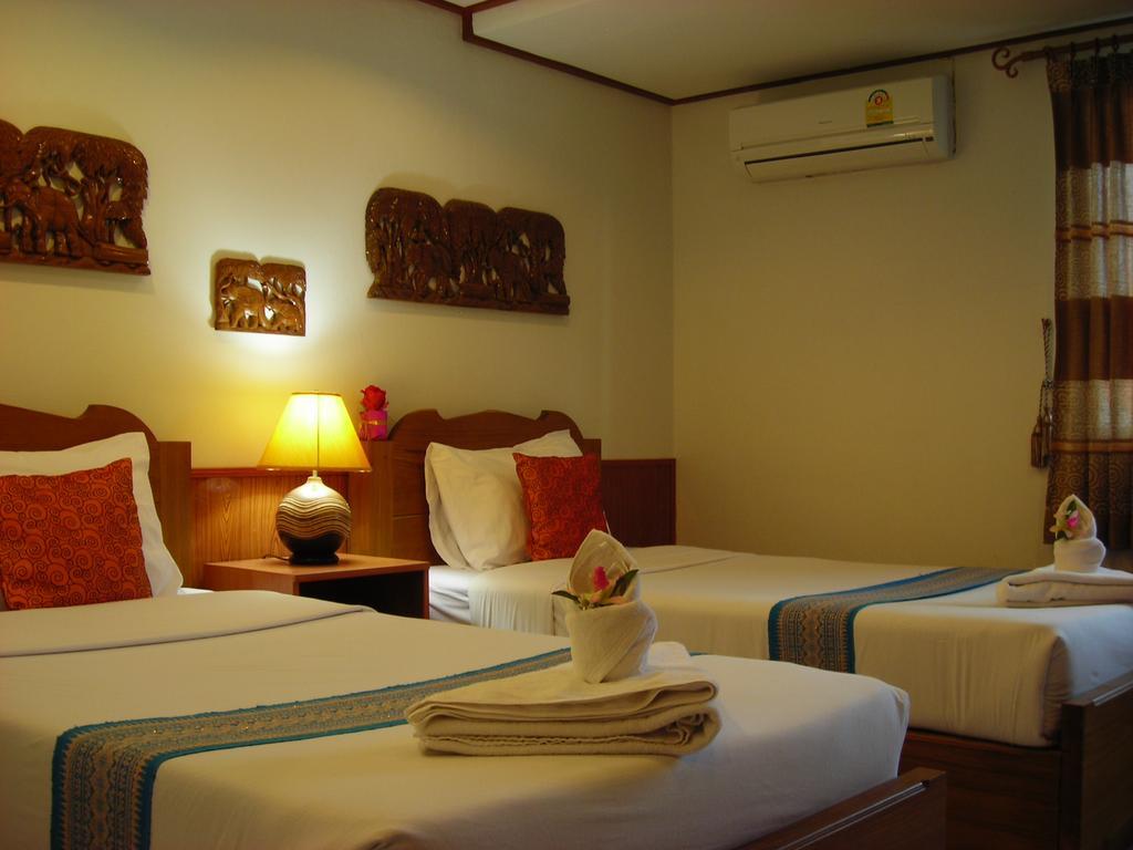 Ngamta Hotel Мэхонгсон Экстерьер фото