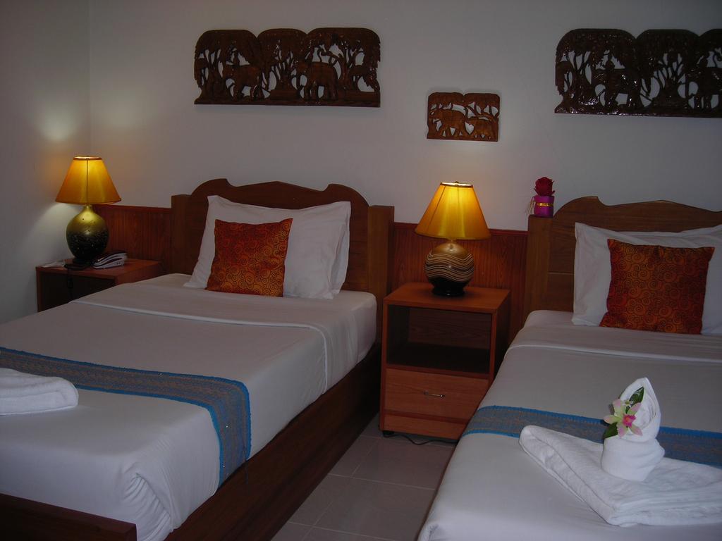 Ngamta Hotel Мэхонгсон Экстерьер фото