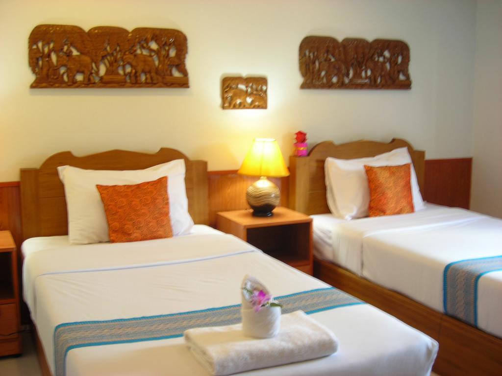 Ngamta Hotel Мэхонгсон Экстерьер фото