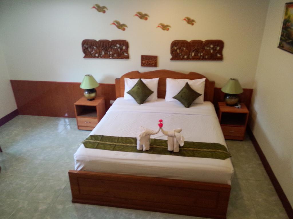 Ngamta Hotel Мэхонгсон Экстерьер фото