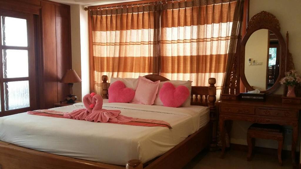 Ngamta Hotel Мэхонгсон Экстерьер фото